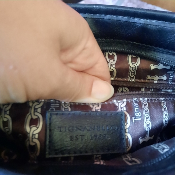 Tignanello black genuine leather flat pocket crossbody purse - Picture 12 of 14